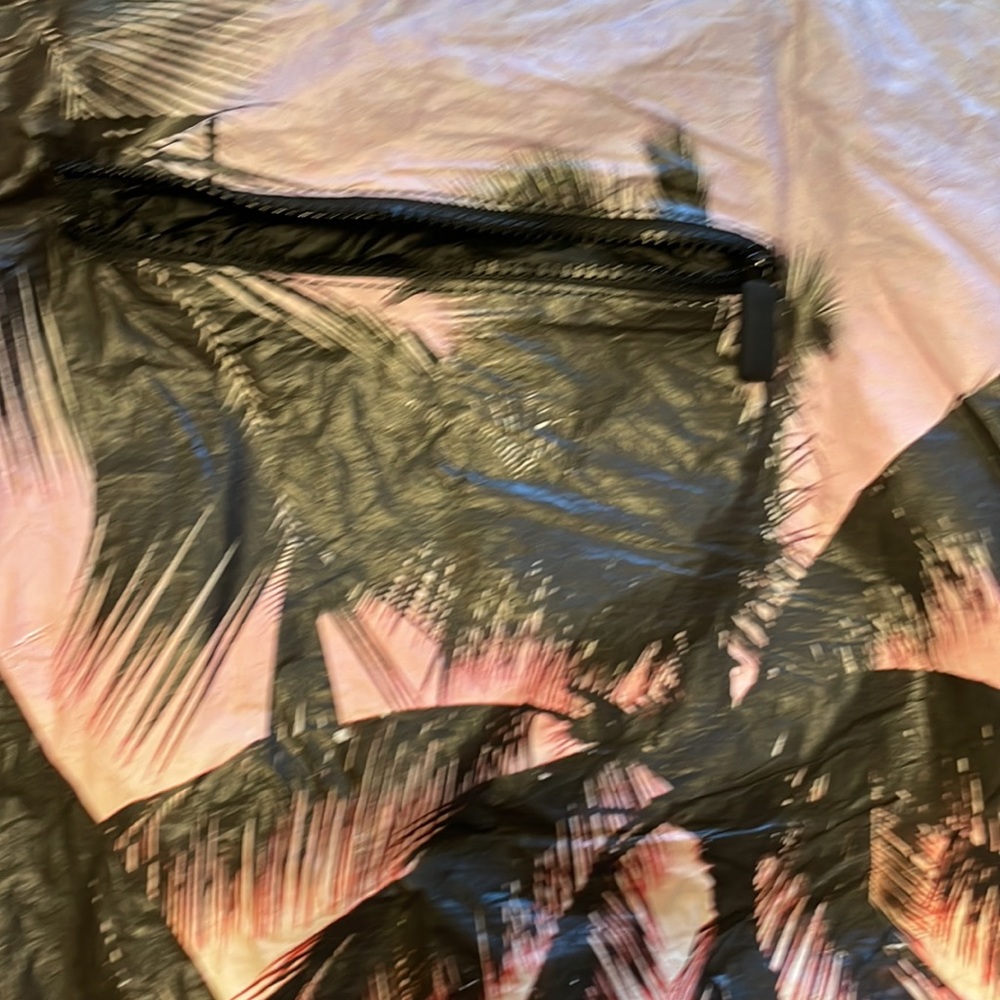 Aloha Collection Tote. Please review photos & description. - Picture 2 of 13